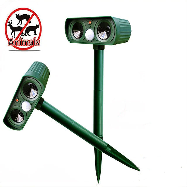 Skorter | 2-piece: Outdoor solar-powered ultrasonic pest repeller