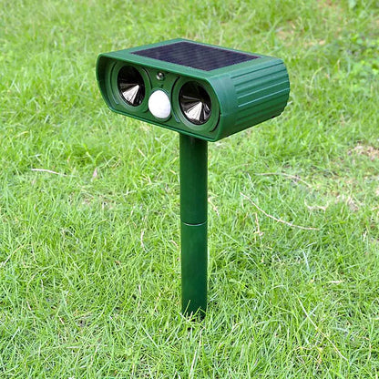 Skorter | 2-piece: Outdoor solar-powered ultrasonic pest repeller
