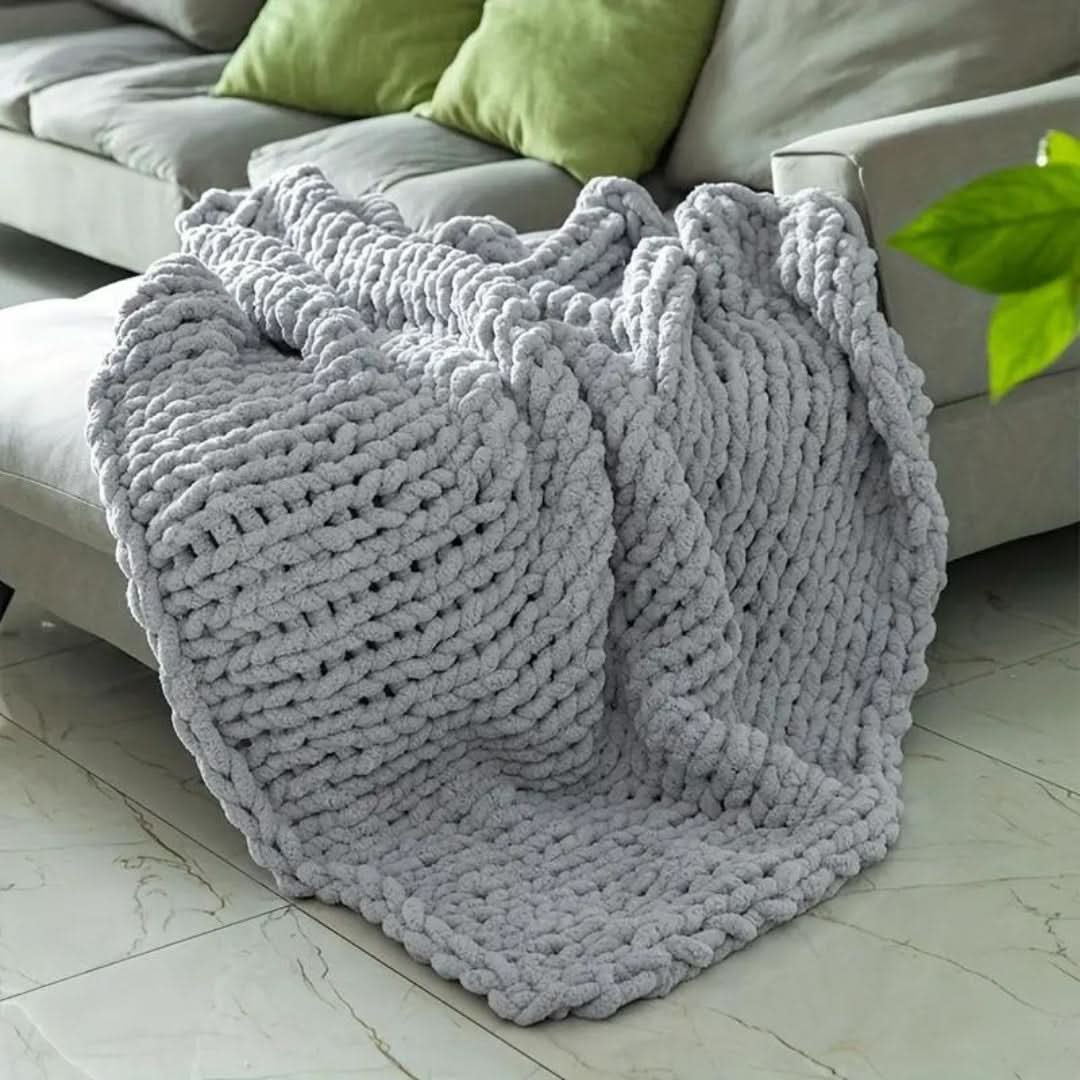 Skorter | CozyCloud - Luxurious Snuggle Blanket