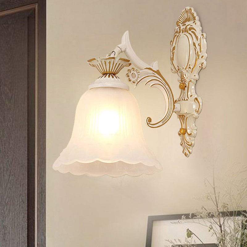Skorter | Threaded Wall Light Classic Floral Lacquer Frosted Glass Wall Lighting in White