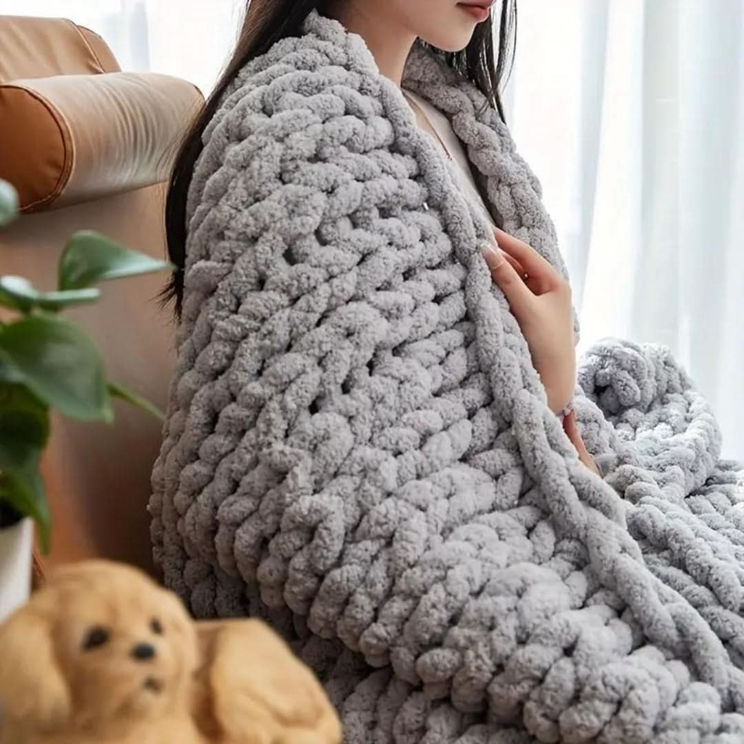 Skorter | CozyCloud - Luxurious Snuggle Blanket