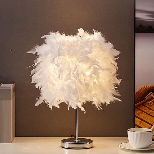 Skorter | White Cylindrical Table Lamp Simplicity Single Bulb Spring Table Lamp
