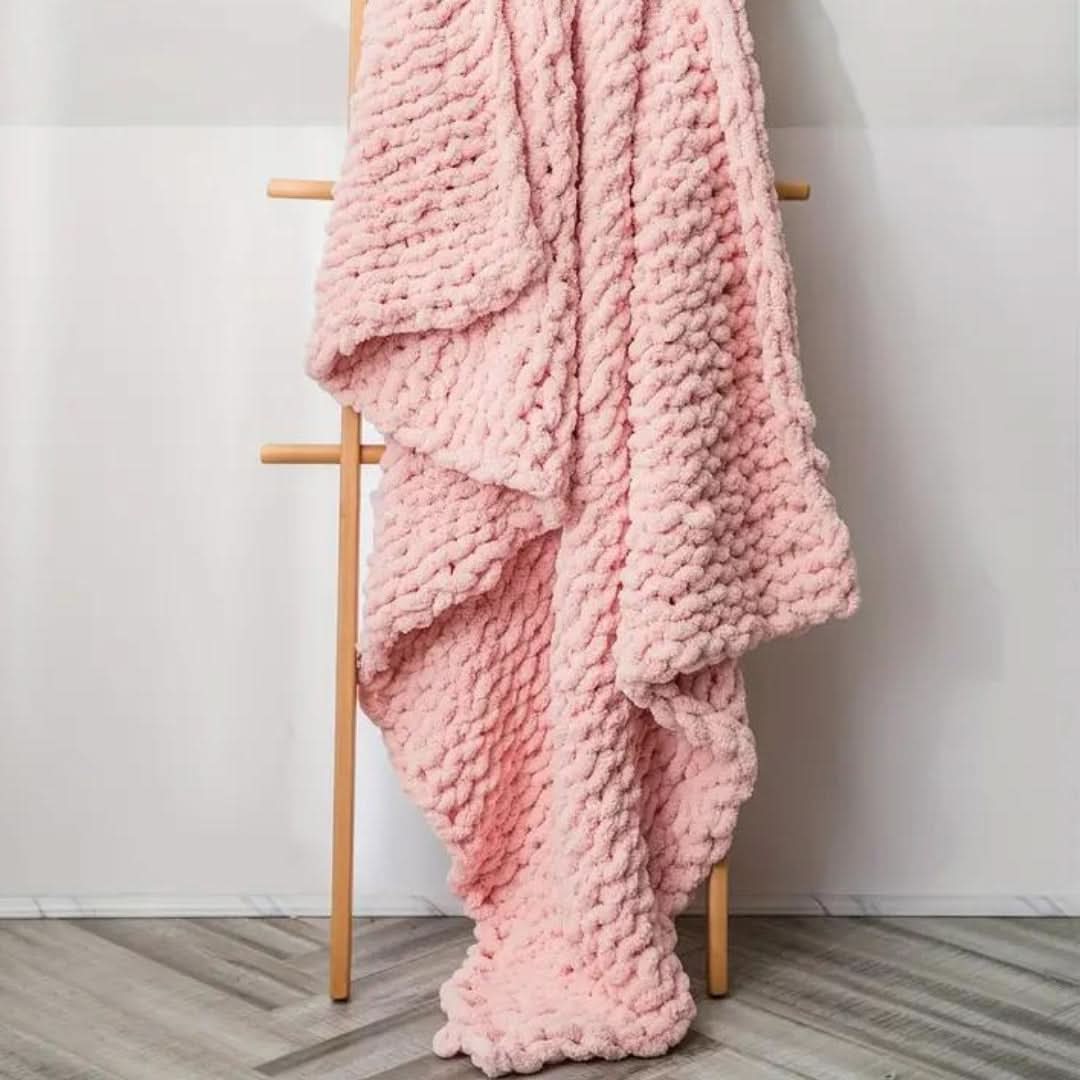 Skorter | CozyCloud - Luxurious Snuggle Blanket