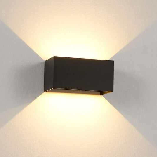 Skorter | Modern waterproof rectangular LED wall light for outdoor use with up and down lighting