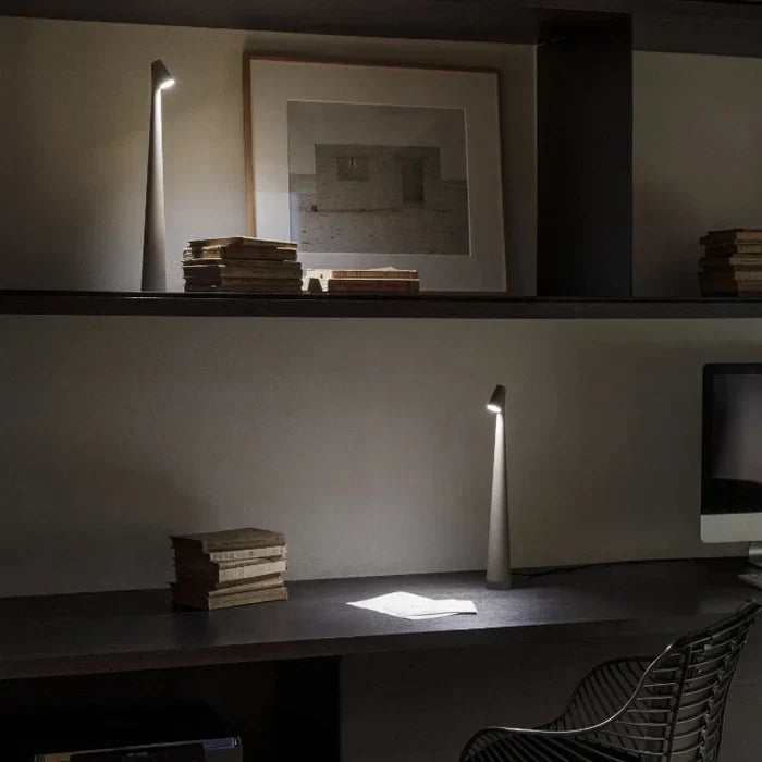 Skorter | LuminEssence Glow Sculpting Table Lamp