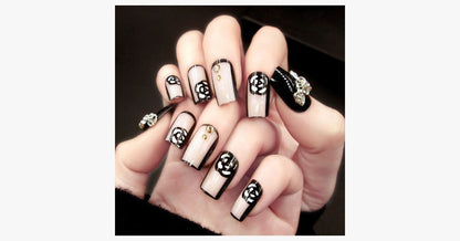 Skorter | Black Rose Transparent Nails