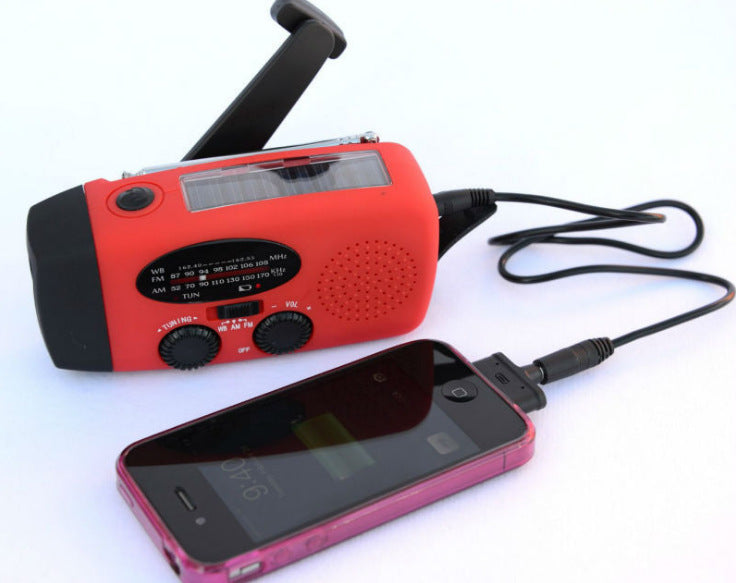 Skorter | Solar hand crank USB charger radio flashlight