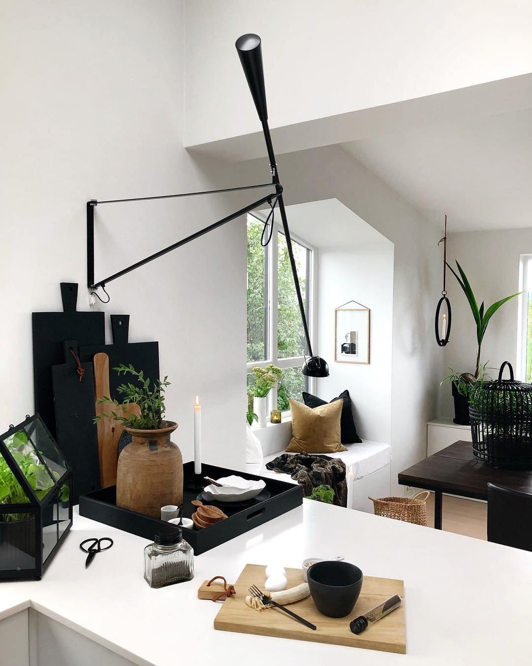 Skorter | Modell 265 Vägglampa