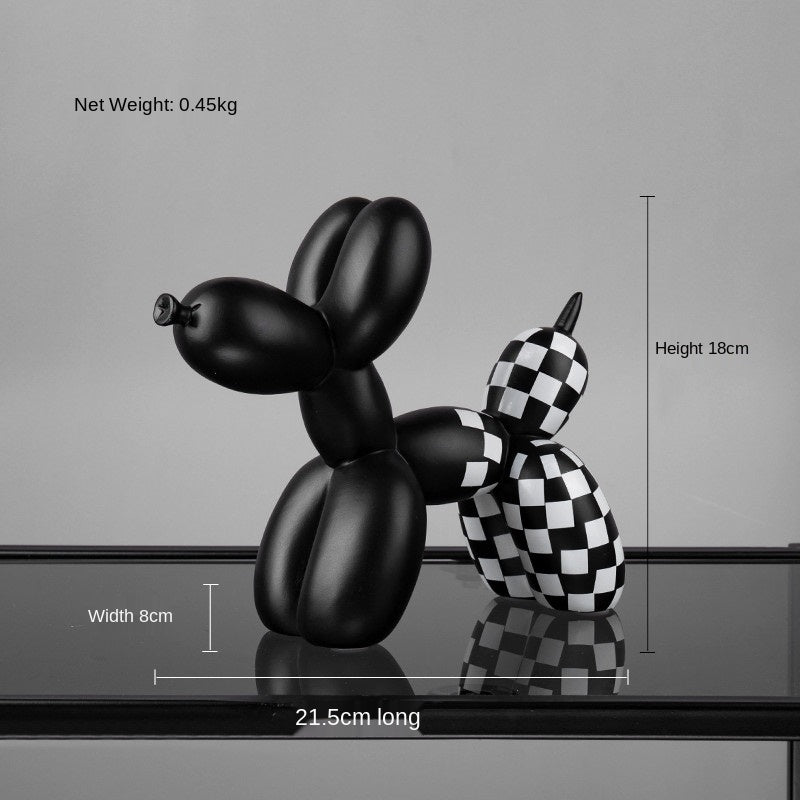 Skorter | Black and white balloon dog