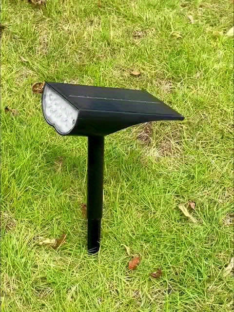 Skorter | SolarSpot - 9 LED Solar Garden Lighting for Garden and Landscape
