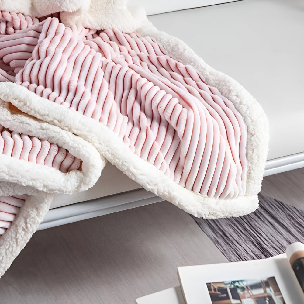 Skorter | Fluffy Stripes Sherpa Blanket