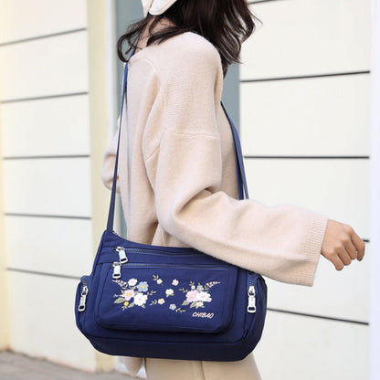Skorter | Embroidered Flower Shoulder Bag