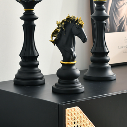 Skorter | Chess piece decor
