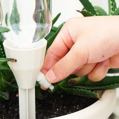Skorter | Automatic Plant Watering System with Bottle Connection – Efficient Drip Irrigator for Plant Care