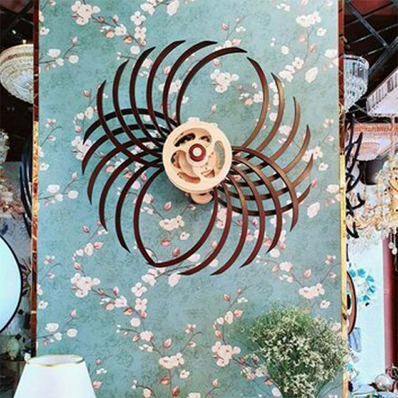 Skorter | Handgjord kinetisk skulptur