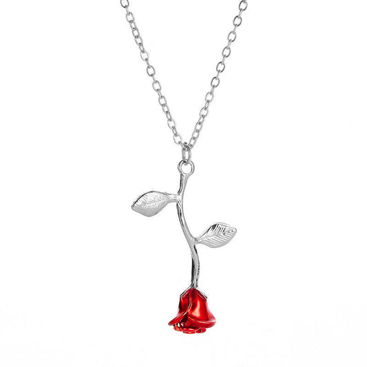 Skorter | 3D Rose Pendant Necklace