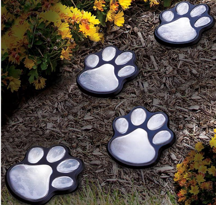 Skorter | Solar lamp in paw print design – LED garden lighting in multicolor for outdoor use