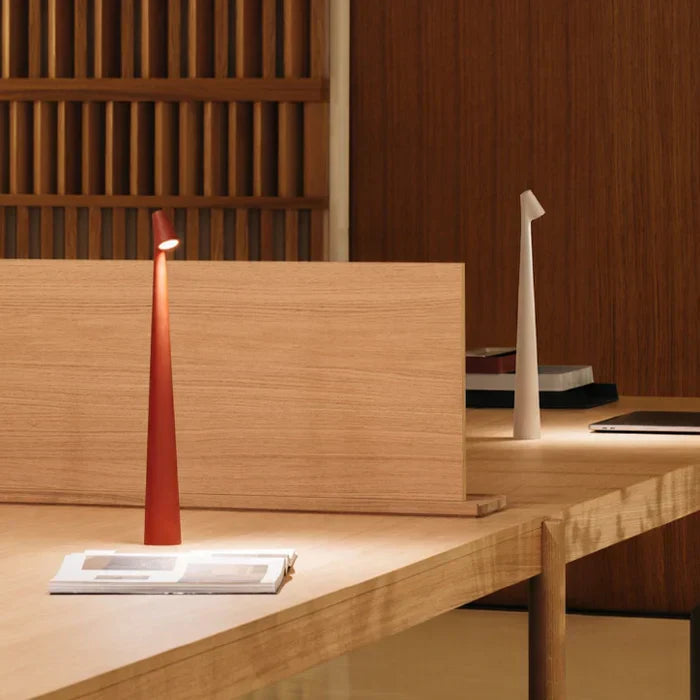 Skorter | LuminEssence Glow Sculpting Table Lamp