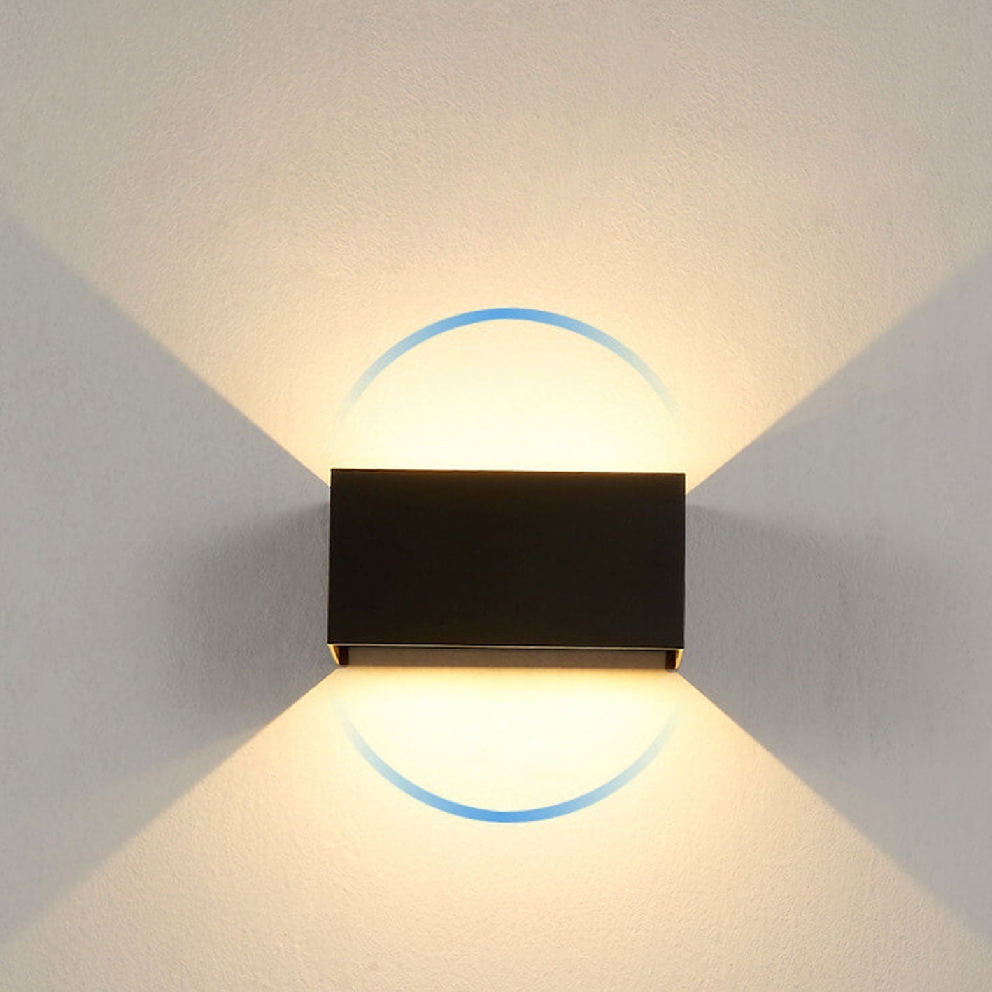 Skorter | Modern waterproof rectangular LED wall light for outdoor use with up and down lighting
