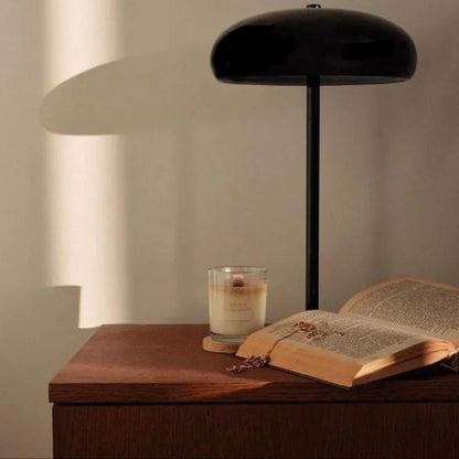 Skorter | Stylish Retro Table Lamp
