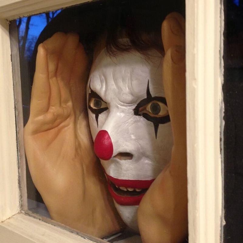 Skorter | Creepy Peeker Halloween Decoration