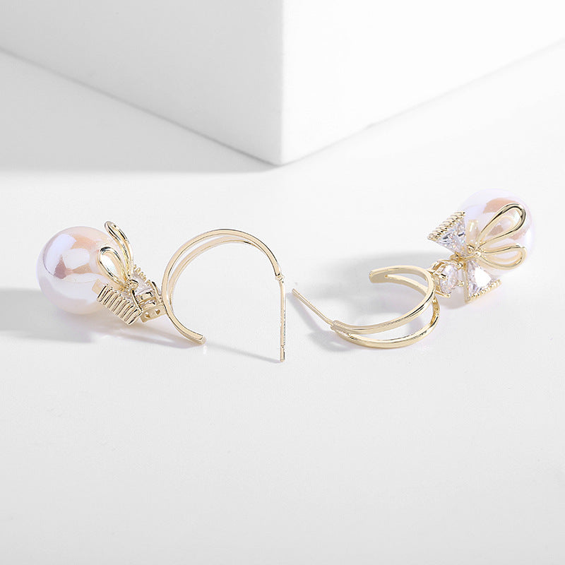 Skorter | Bow Pearl Earrings