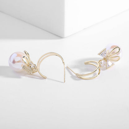 Skorter | Bow Pearl Earrings