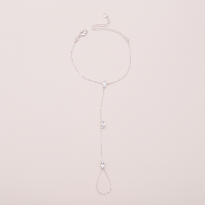 Skorter | Adjustable Finger Ring Bracelet made of Stainless Steel with Crystals