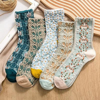 Skorter | 5 Pair Vintage Flower Embroidery Socks