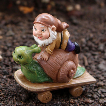 Skorter | 3 Pcs - Skateboarding Gnome Figur