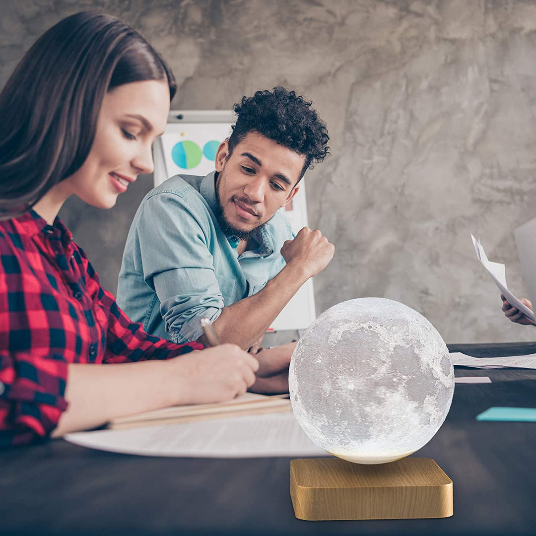 3 Color Rotating Levitating Moon Lamp - SKØRTER