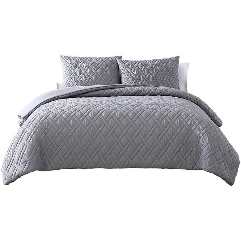 Skorter | 3-Piece: Embossed Quilted Larch Bedspread Set