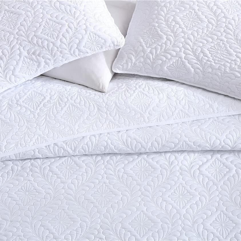 Skorter | 3-piece: Ivy Bedspread Quilt Set