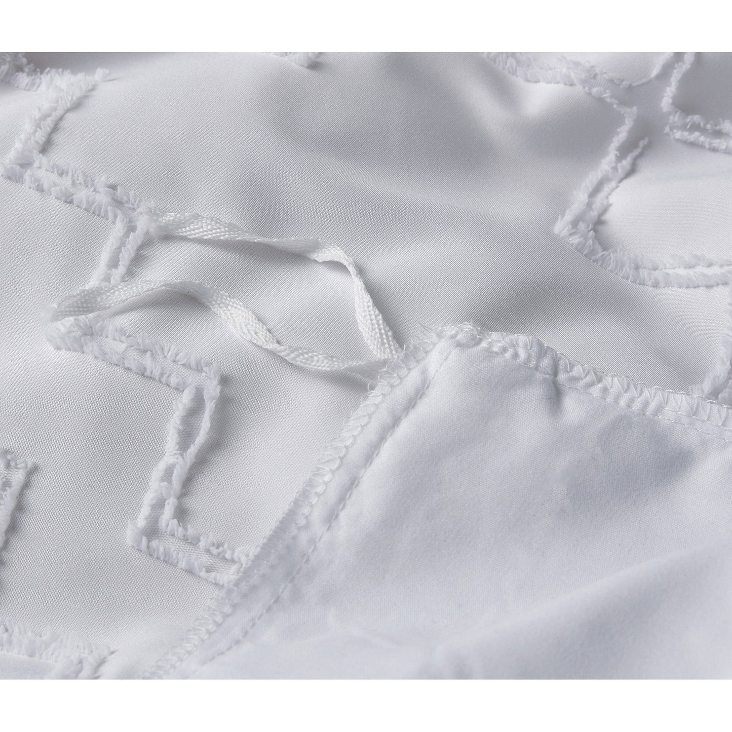 Skorter | 3-piece set: Bibb Home tufted cut duvet bedding