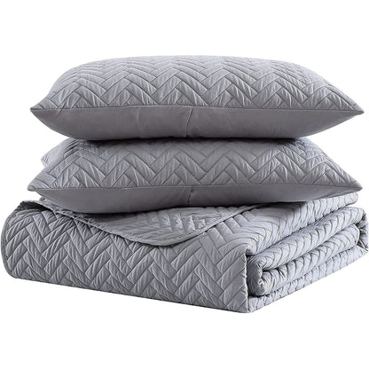 Skorter | 3-Piece: The Nesting Company Birch Bedding Collection Embossed Quilt Tableware Set