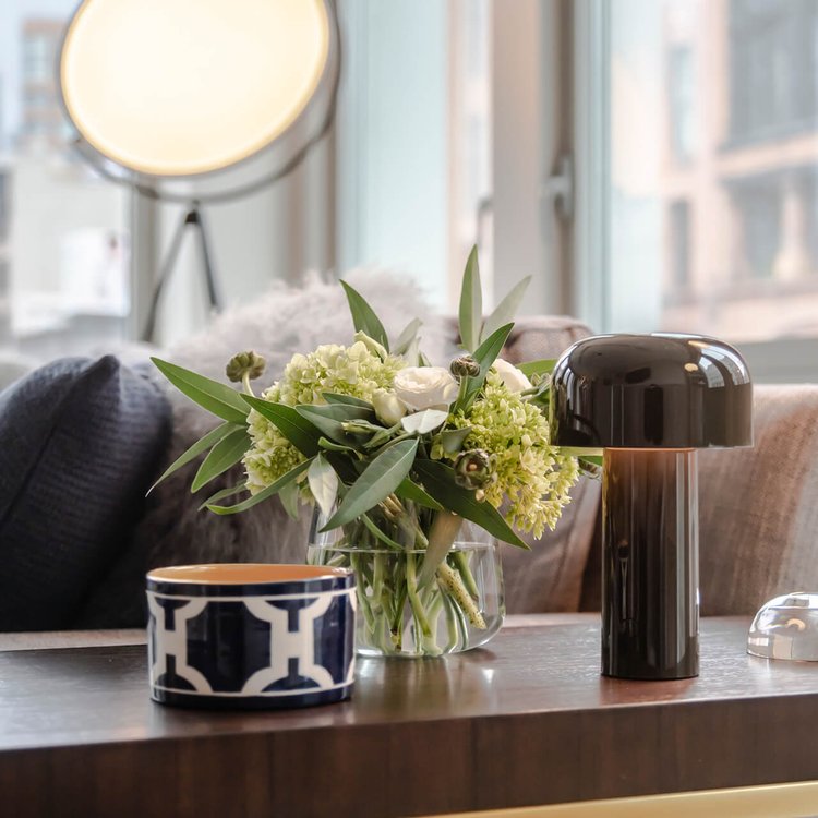 Skorter | Elegant Portable LED Table Lamp with Color Settings