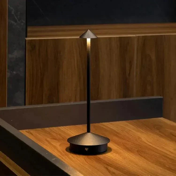 Skorter | BeamLuxe - Sleek Wireless Table Light