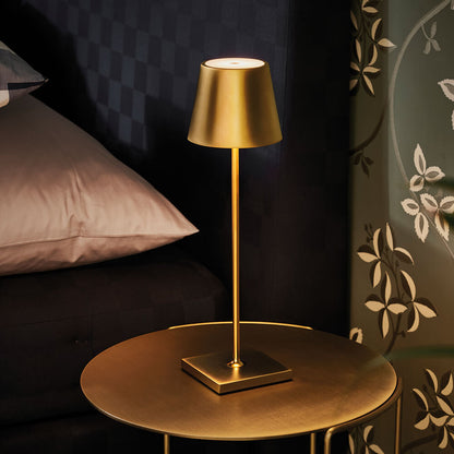 Skorter | Dimmable High Table Lamp