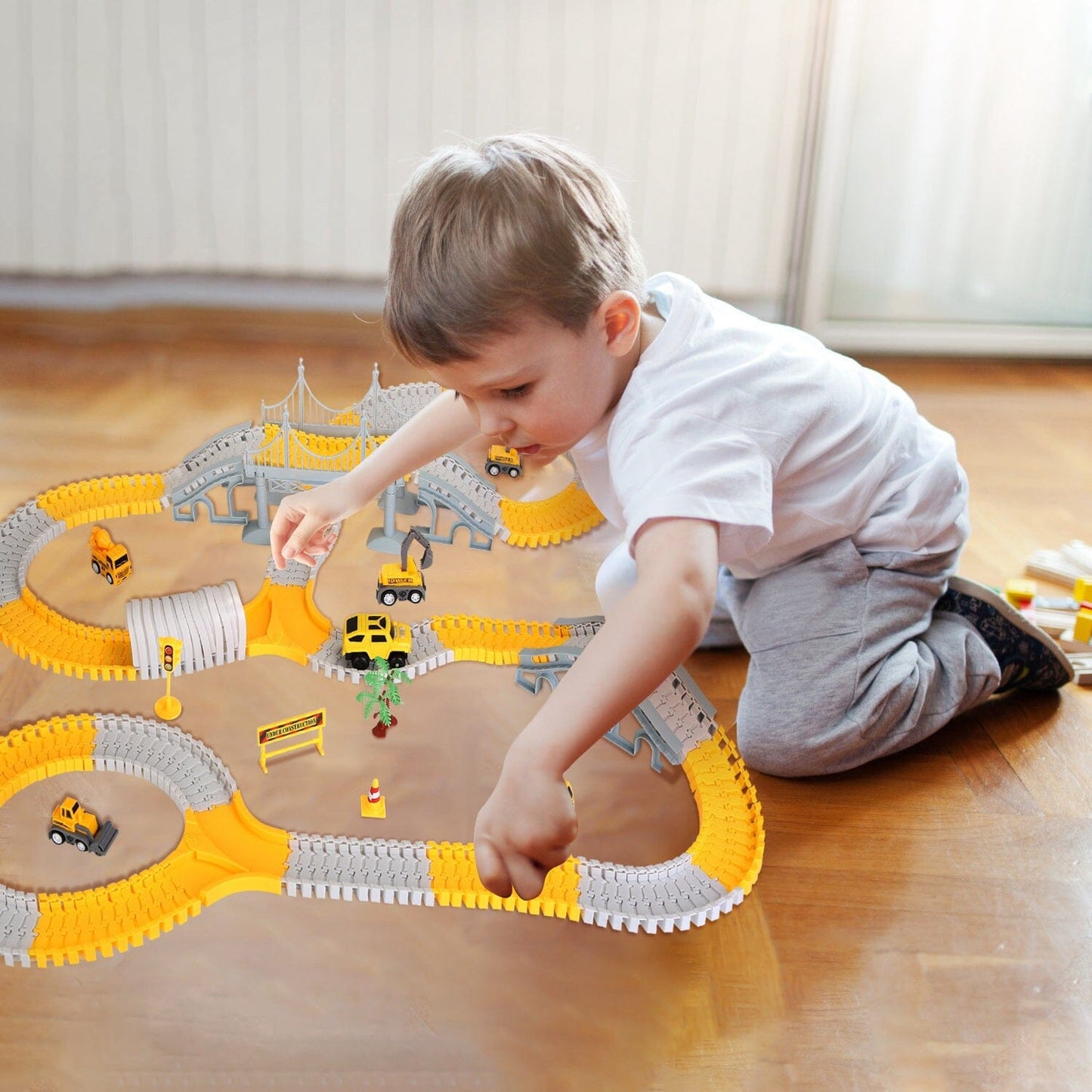 Skorter | 340-pieces: Construction Race Track Toy Set