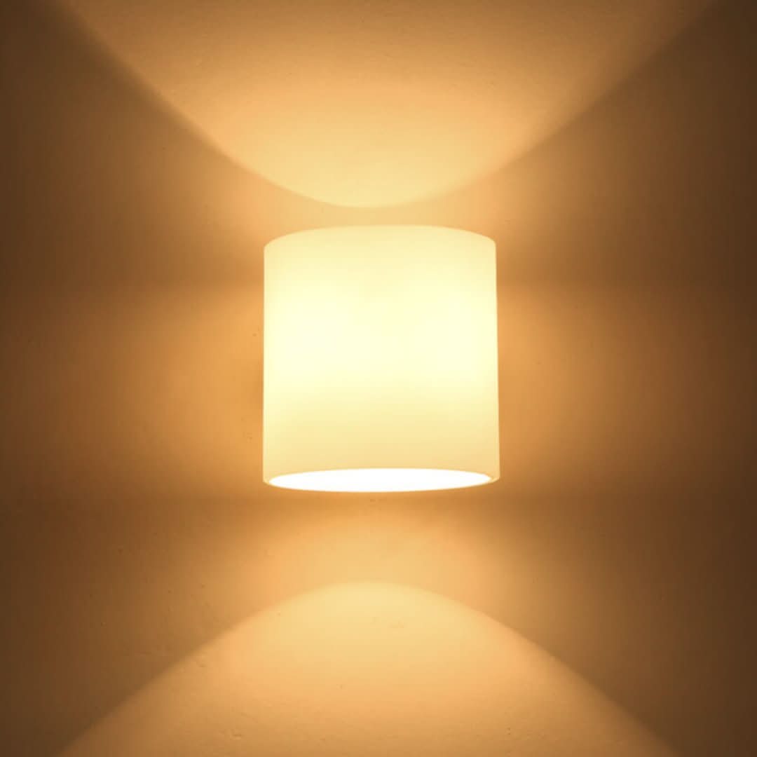 Skorter | Globrite - Modern Wall Lamp in Cylinder Shape