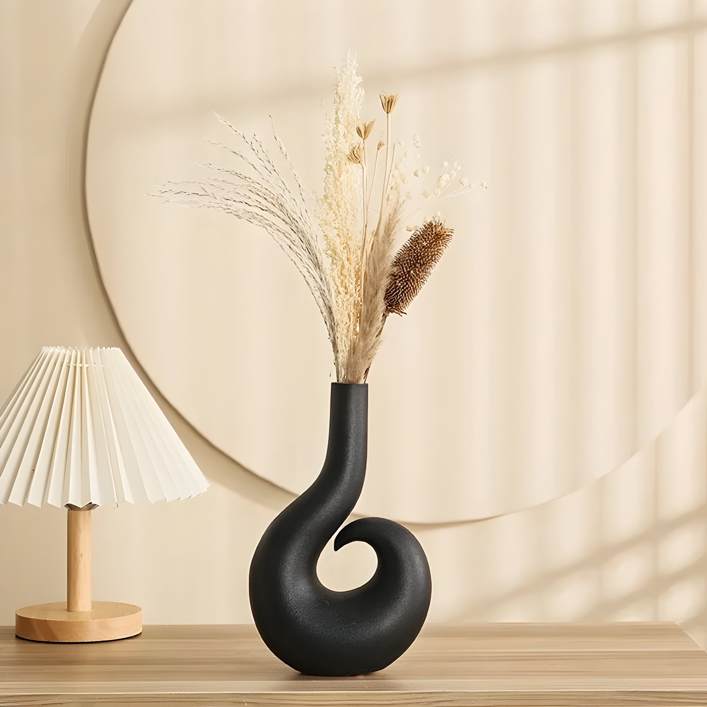 Skorter | Comodo Spiral Vase Minimalism Style