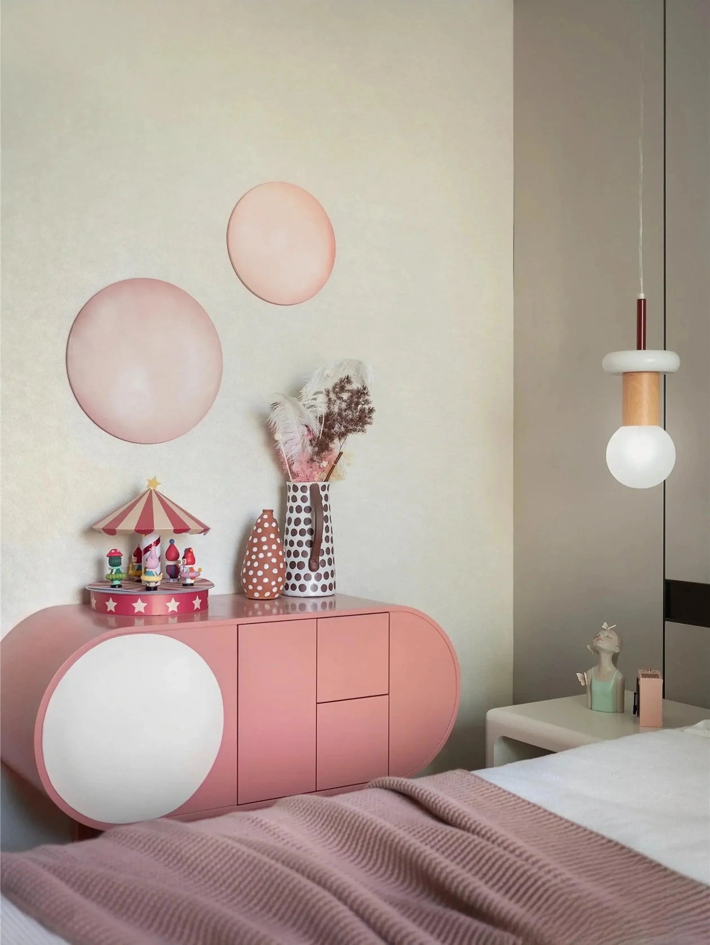 Skorter | Chandelier in geometric shape