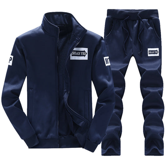 Men's sporty tracksuit set with zipper and side pockets Skorter