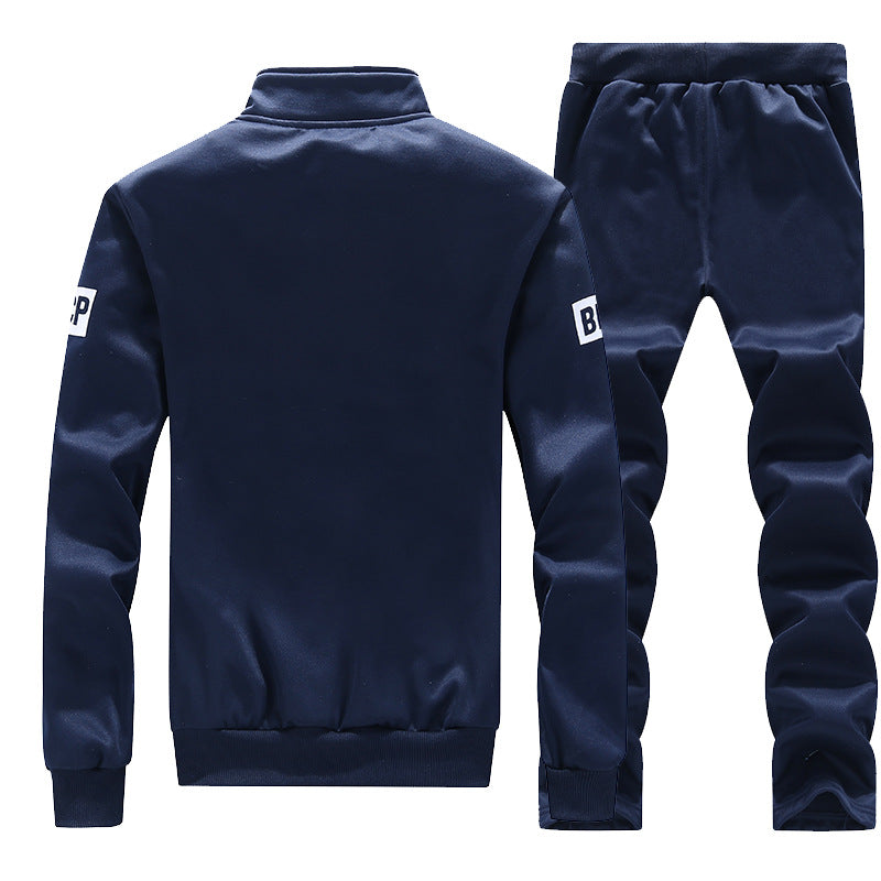 Men's sporty tracksuit set with zipper and side pockets Skorter