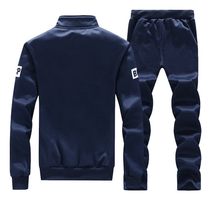 Men's sporty tracksuit set with zipper and side pockets Skorter