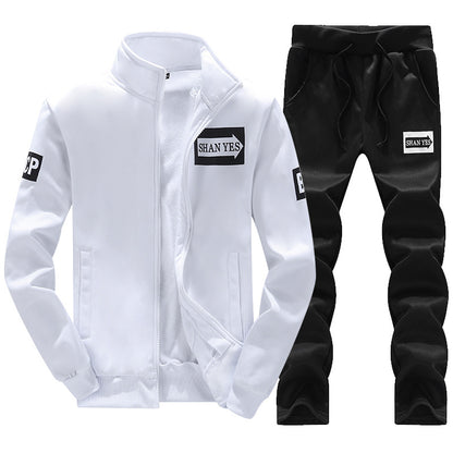 Men's sporty tracksuit set with zipper and side pockets Skorter