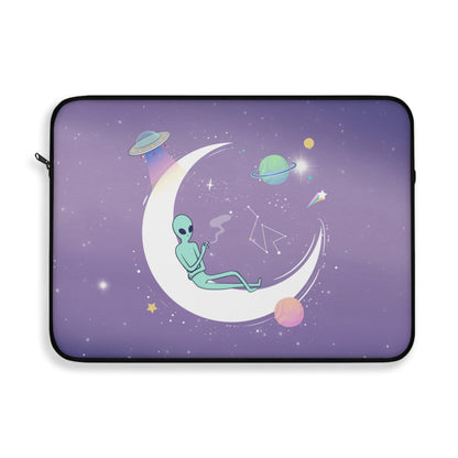 Skorter | Alien Print Laptop Sleeve