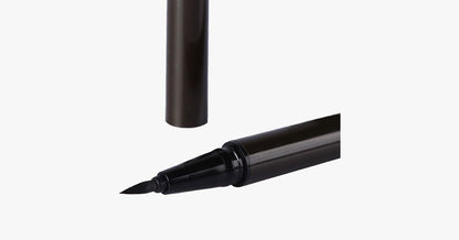 Skorter | Twist and Turn Waterproof Liquid Eyeliner Pencil