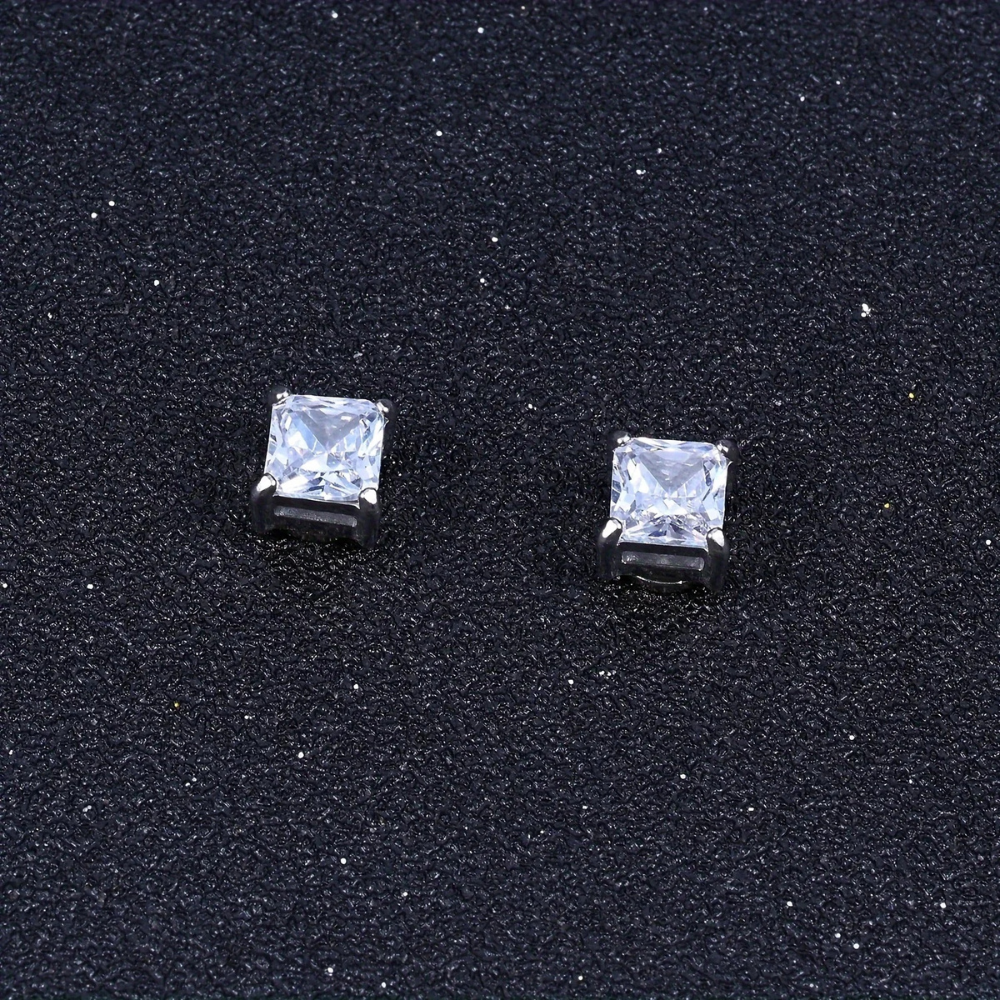 Skorter | Premium Unisex Magnetic Crystal Design Stud Earrings