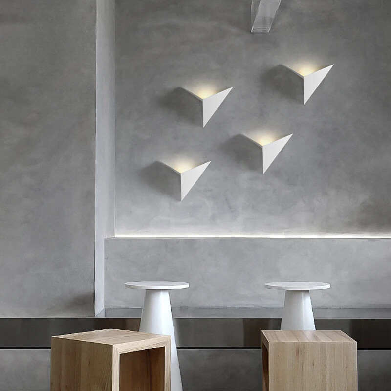 Skorter | Triangle Light - Minimalist LED Wall Lamp 3W | Indoor Lighting